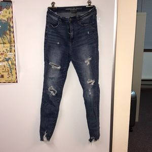 AE highest rise distressed jegging